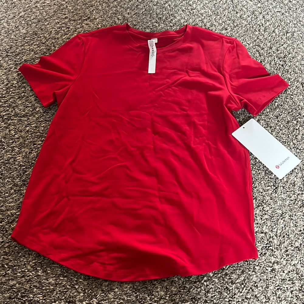 COPY - LULULEMON shirt